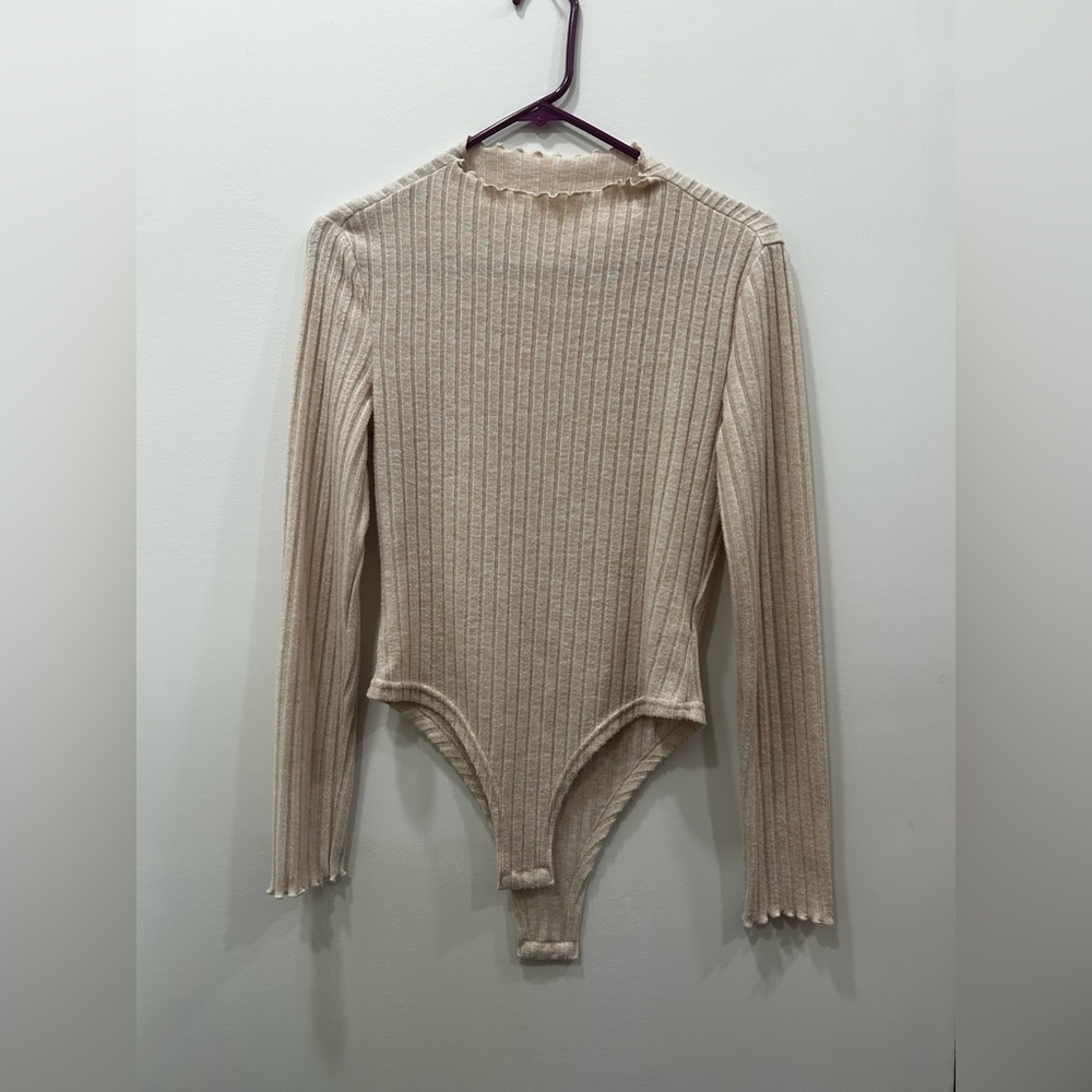 SHEIN Beige Ribbed Turtleneck Bodysuit